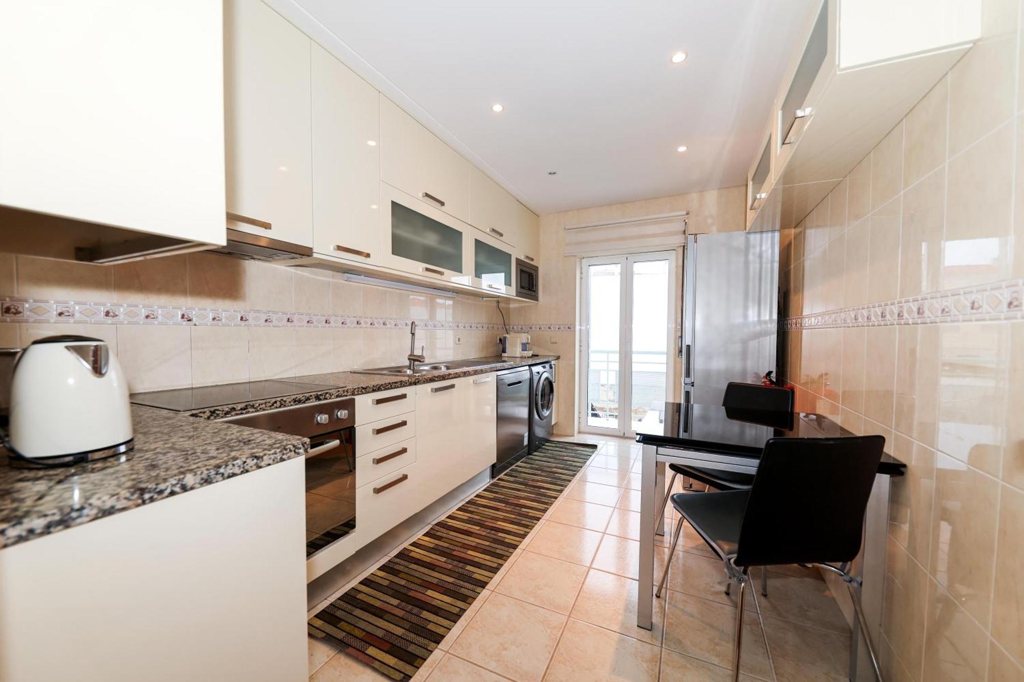 North Beach Apartment Nazare Bagian luar foto